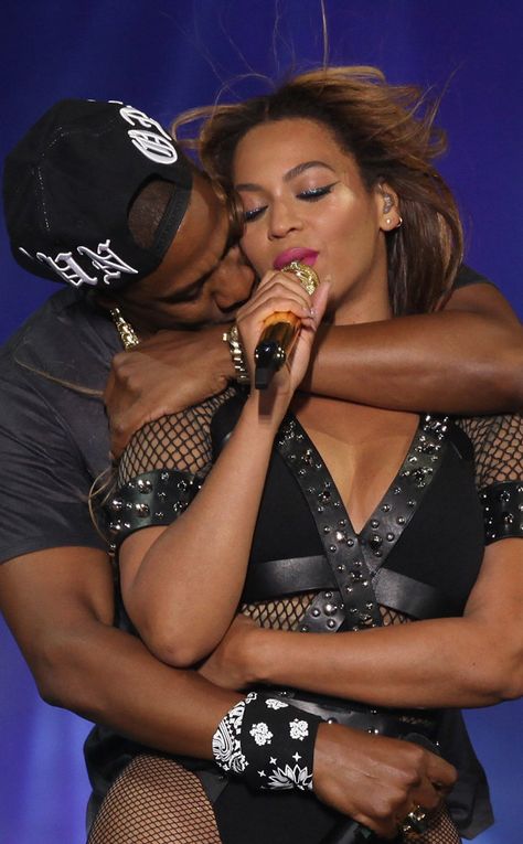 Beyonc� and Jay Z Deliver Another Steamy Performance As On the Run Tour Winds Down in France?See the Photos! Beyonce Pregnant, King B, Couple Moments, Hollywood Couples, Beyoncé Giselle Knowles-carter, Beyoncé Giselle Knowles, Beyonce And Jay Z, Beyonce Queen, Beyonce And Jay