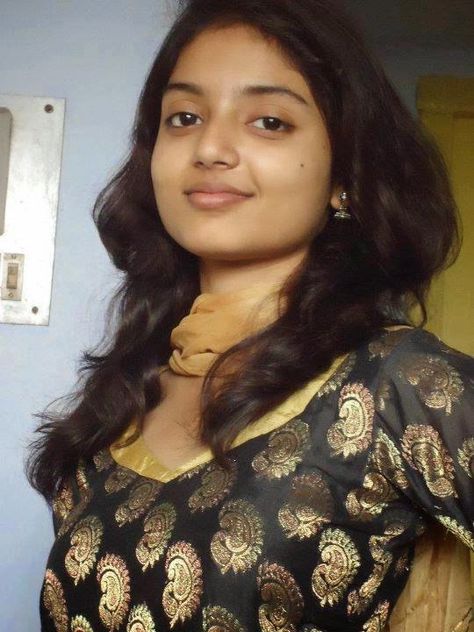 Tamil Girls, Beautiful Dresses Short, India Beauty, Desi Beauty, Chennai, Hyderabad, Mumbai, Beauty Women, Desi