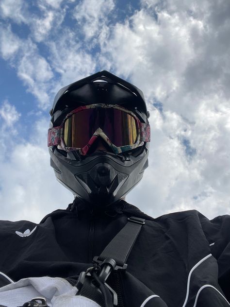 Bike Helmet Aesthetic, Bike Riding Outfit, Biker Helmet, Ducati Superbike, Boyfriends Be Like, Biker Helmets, Boy Bike, Bike Aesthetic, Bleach Anime Ichigo