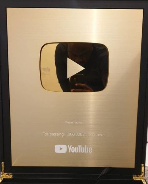 Money Affirmations Aesthetic, Youtube Plaque, Gold Play Button, Life Coach Marketing, Facebook And Instagram Logo, 1m Subscribers, Yemi Alade, Youtube Success, Gold Award