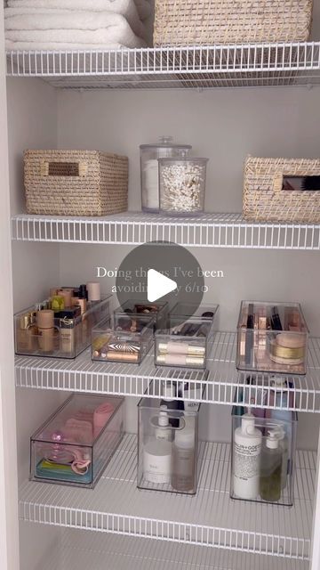 Sidney Marie Duke on Instagram: "Day 6/10! 💕 A little linen closet organization/clean out! Comment “link” to shop my organization finds! . . . . #bathroomclosetorganization #linenclosetorganization #linencloset #bathroomcloset #homeorganization #amazonorganization #organizedhome #organizationfavorites #nashvilleblogger #nashvillehomes #organizewithme #bathroomorganization #sundayreset #amazonhomeinfluencer #cleantok #cleanwithme Clean with me, linen closet organization, bathroom closet organization, amazon organization favorites , organize with me , Nashville influencer , Amazon home finds , bathroom organization" Closet Organization Amazon, Amazon Organization, Closet Organization Bathroom, Organize With Me, Bathroom Closet Organization, Amazon Home Finds, Clean With Me, Organization Bathroom, Linen Closet Organization