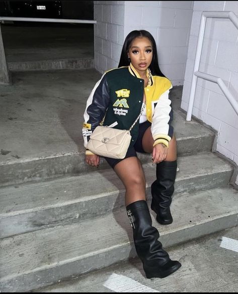 Jacket Outfit Black Women, Varsity Jacket Outfit, Outfit Black Women, Party Fits, Crochet Clothing And Accessories, Looks Black, Jacket Outfit, Dressy Outfits, Dope Outfits