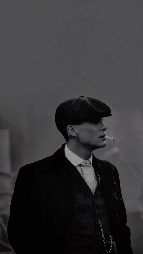 Peaky Blinders Song, Peaky Blinders Poster, Devil Eyes, Peaky Blinders Characters, Peaky Blinders Wallpaper, Peaky Blinders Thomas, Peaky Blinders Tommy Shelby, Cillian Murphy Peaky Blinders, Anime Photo Profile Dark