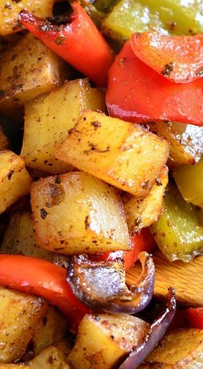 Southwest Potatoes, Mexican Potatoes, Roasted Potato Recipes, Roasted Vegetable Recipes, Potato Recipes Side Dishes, Potato Side Dishes, Red Onions, Side Recipes, Veggie Sides