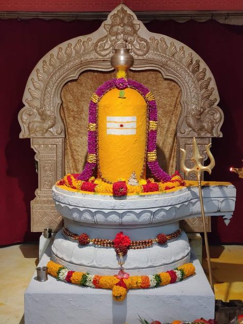 Shivalingam Images, Sivalingam Images, Shiva Lingam Images, Shiv Pics, Siva Lingam, Home Flower Decor, Indian Goddess Kali, Shiva Shankara, Meditation Tips