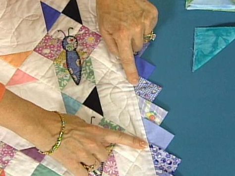 Prairie Point Quilting Borders 101 : Decorating : Home & Garden Television Butterfly Block, Quilting Borders, Quilt Techniques, Prairie Points, Quilt Borders, Quilt Tips, Quilt Tutorial, Quilt Border, Patch Aplique