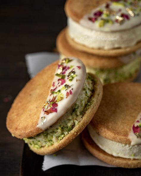 Indian Fusion Sweets Recipes, Lettuce Ideas, Modern Cookies, Arab Sweets, Fusion Desserts, Thandai Recipes, Diwali Hampers, Flavored Cookies, Melted White Chocolate