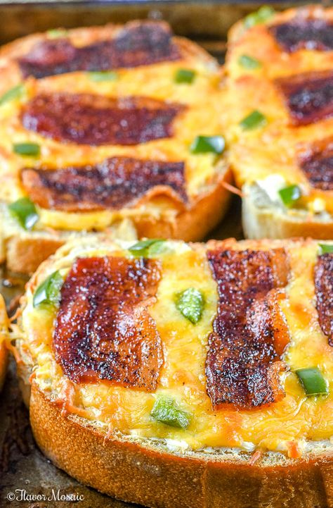 Spicy Bacon Jalapeno Texas Toast Cheesy Bread ~ https://FlavorMosaic.com Texas Toast Appetizers, Texas Toast Recipe Ideas, Spicy Bacon, Toast Bacon, Side Chick, Cheese Cheddar, Stuffed Jalapenos With Bacon, Garlic Bread Recipe, Texas Toast