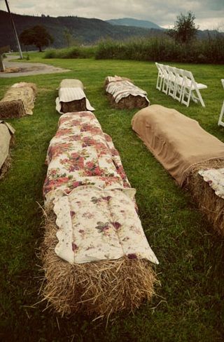 Hay bales covered in blankets for ceremony seating is such a fun twist on traditional seating! Find blankets for rent and/or sale at splendorforyourguests.com!   Splendor for Your Guests | Rental Company | Weddings | Events | Shawls | Blankets | Umbrellas | Parasols | Fans Hay Bale Seating, Outdoor Country Wedding, Wedding Reception Seating, Boho Goth, Camo Wedding, Boda Mexicana, Reception Seating, August Wedding, Hay Bales