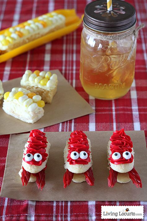 Fun food dessert ideas for a Crawfish Boil Party! Make cakes that look like crawfish and corn on the cob. Cute video tutorial! Crawfish Cakes, Crawfish Party, Crawfish Boil Party, Clam Bake, Crawfish Boil, Dessert Party, Corn On The Cob, Food Dessert, Fun Kids Food