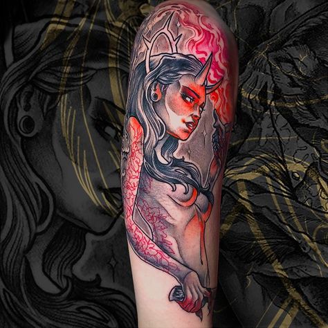 Succubus demonio con forma de mujer realizado por @leobarrachina Tattoo Ship, Succubus Tattoo, Tattoo Japan, Neotraditional Tattoo, Neo Traditional, Art References, Arm Tattoo, Valencia, Portrait Tattoo