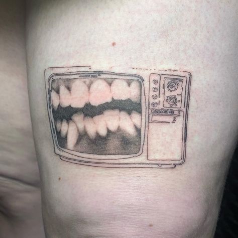 reeze 🕊️ | Teeth TV 📺 for Ella 🫶🫶 | Instagram Teeth Aesthetic Creepy, Tattoo Teeth, Teeth Tattoo, Teeth Aesthetic, Tooth Tattoo, Tatting, Tattoo Ideas, Tattoos, Tv