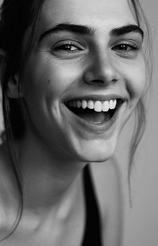 Smile! Sorriso! Sonrisa Happy Emotion Faces, Happy Face Photography, Different Smiles, Joyful Expression, Wide Smile, Portret Feminin, Smiling People, Expressions Photography, Photographie Portrait Inspiration