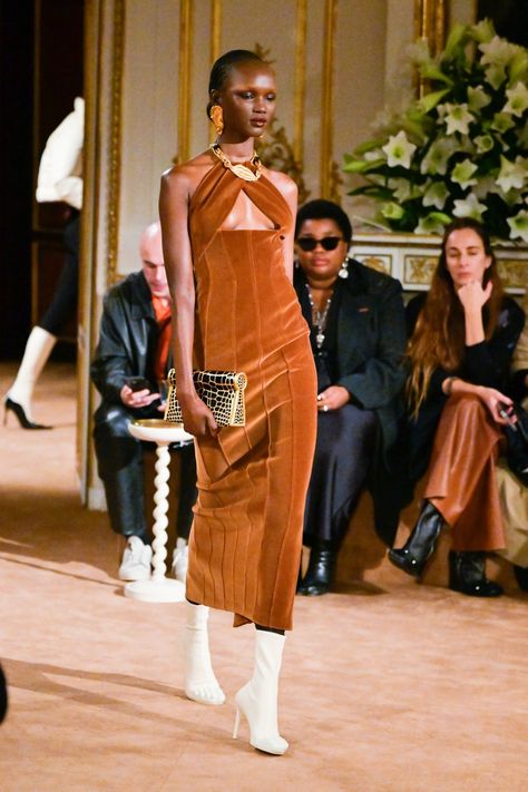 Schiaparelli 2023, Chic Fall Fashion, Runway Magazine, 2023 Collection, Fall 2023, Fashion Details, Perfect Dress, Dress To Impress, Fashion News