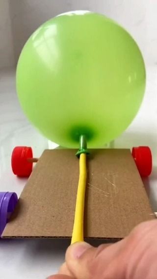 RP Adventure | DIY Balloon craft 😺 #craft #craftbeer #crafts #diycrafts #crafty #diy #diycrafts #diycrafts #diyhomedecor #diyfun #diyfashion #explore... | Instagram Diy Kids Games, Science Experiments For Preschoolers, Science Projects For Kids, Diy Science, Hand Crafts For Kids, Diy Crafts For Kids Easy, Origami Crafts Diy, Crafts Paper, Fun Easy Crafts