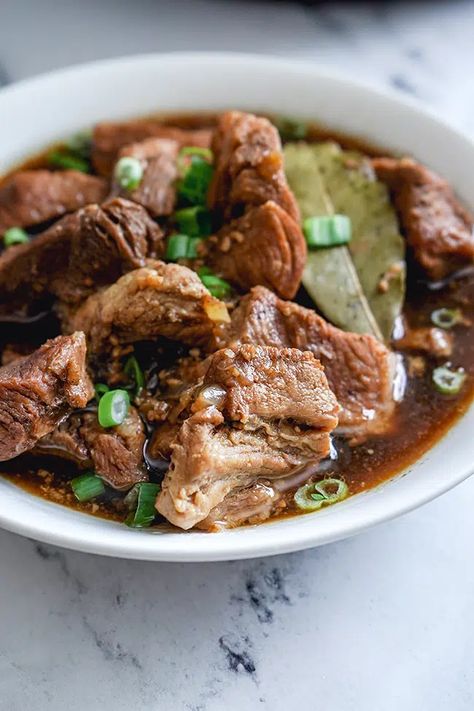 Filipino Pork Adobo, Pork Adobo Recipe, Recipe Instant Pot, Pork Adobo, Adobo Recipe, Asian Pork, Instant Pot Pork, Instant Pot Dinner Recipes, Easy Instant Pot Recipes