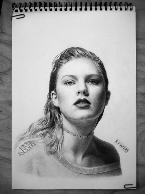 Taylor Swift Drawing Tutorial, Taylor Swift Reputation Drawing, Taylor Swift Sketch Pencil, Drawings Of Celebrities, Taylor Swift Themed Drawings, Taylor Swift Drawing Sketches, Taylor Swift Art Drawing, Taylor Swift Sketch, Taylor Swift Fan Art