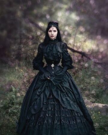 Victorian Goth | Aesthetics Wiki | Fandom Victorian Prom Dress, Corset Evening Gown, Victorian Prom, Victorian Gothic Wedding, Gothic Prom Dress, Retro Bridal, Bridal Gowns Vintage, Gothic Wedding Dress, Black Raven