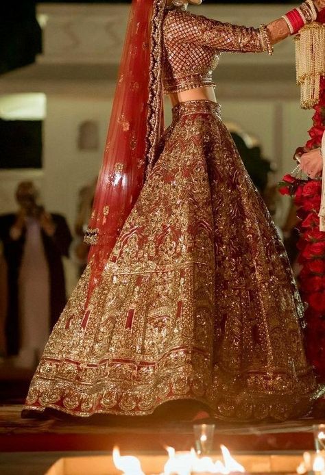 Indian Wedding Bride Lehenga Red, Indian Bridal Lehenga Red Sabyasachi, Wedding Lehenga Aesthetic, Indian Bridal Wear Sabyasachi Brides, Red Lehnga Bridal Lehenga, Sabyasachi Lehenga Bridal Red, Indian Bridal Lehenga Royals Wedding Bride, Red Bridal Lehenga Sabyasachi, Lehenga Bridal Look