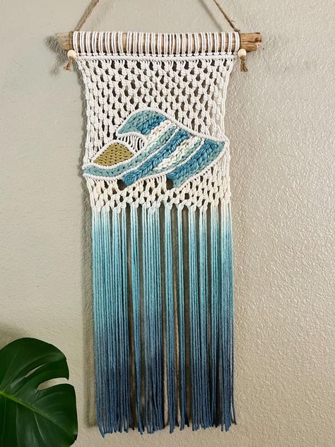 Handmade macrame wave wall hanging with ombré colored dip dyed finishing mounted on a piece of California driftwood. Macrame Wave, Macrame Summer, Wave Wall, Summer Ocean, Dip Dyed, Diy Macrame, Handmade Macrame, Macrame Projects, Ombre Color