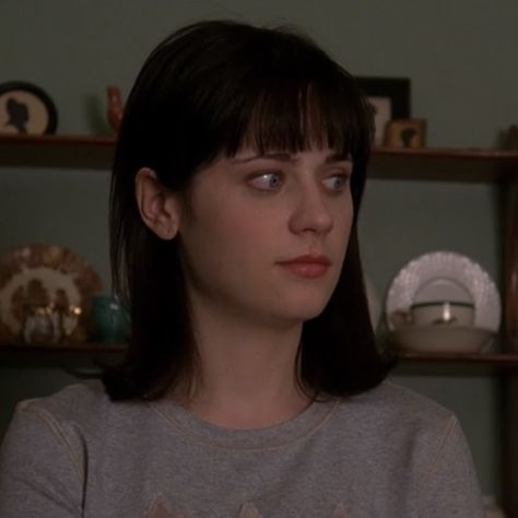 Zoe Deschanel, Jessica Day, 500 Days Of Summer, 500 Days, Zooey Deschanel, Coming Of Age, Film Stills, I Icon, Girl Crush