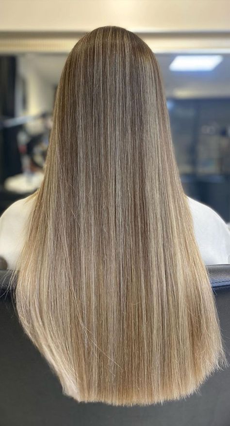 balayage hair color, balayage hair dark, balayage hair blonde, blonde balayage hair, balayage hair brown, balayage hair vs highlights, balayage hair blonde, balayage hair color ideas, brunette balayage ideas Creamy Beige Blonde, Dark Balayage Hair, Hair Brown Balayage, Balayage Hair Brown, Color Balayage Hair, Balayage Hair Colour, Hair Blonde Balayage, Brown Balayage Hair, Dark Balayage