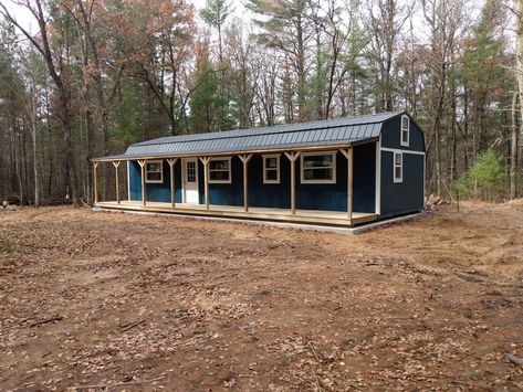 This Lofted Side Porch Cabin turned out beautifully - with the insulated windows, it could make a great sleeping area! Shed Homes Ideas, Build Your Own Cabin, Lofted Cabin, Lofted Barn Cabin, Shed With Porch, Shed House Plans, Mini Barn, Shed Cabin, Shed Home