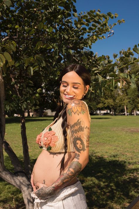 Kehlani 4 months pregnant and glowin’ P.2 4 Months Pregnant, Kehlani Parrish, A Pregnant Woman, 19 Kids And Counting, Pregnant Celebrities, Pumping Moms, Kehlani, Celebrity Moms, Pregnant Woman