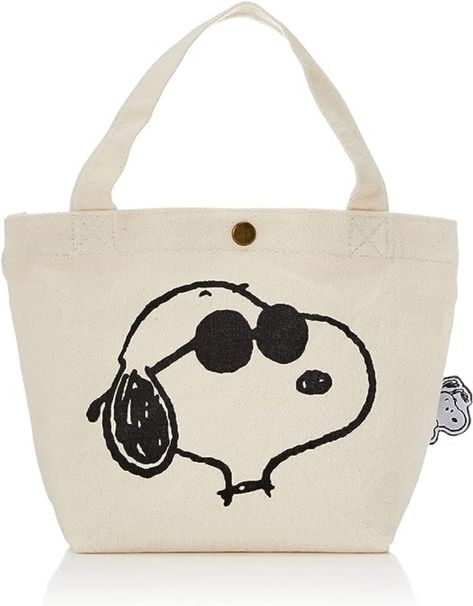 ♥*♡∞:｡.｡ 𝒮𝓃𝑜𝑜𝓅𝓎 𝒷𝒶𝑔 ♥*♡∞:｡.｡ link provided Snoopy Tote Bag, Snoopy Bag, Bag Painting, Diy Tote Bag, Bags Aesthetic, Mini Tote Bag, Tote Bag Purse, Simple Bags