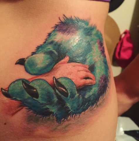 Sully's hand with Boo's hand. Got this sucker done a few days ago. Sully And Boo, Monster Tattoo, Marvel Tattoos, Rabbit Tattoos, Up Tattoos, Feather Tattoos, Disney Tattoos, Trendy Tattoos, Custom Tattoo