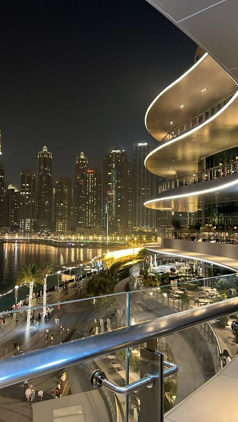 City View Night, The City At Night, Eksterior Modern, Dubai Vacation, Dubai Aesthetic, City At Night, Pretty Landscapes, Luxury Lifestyle Dreams, Dream Holiday