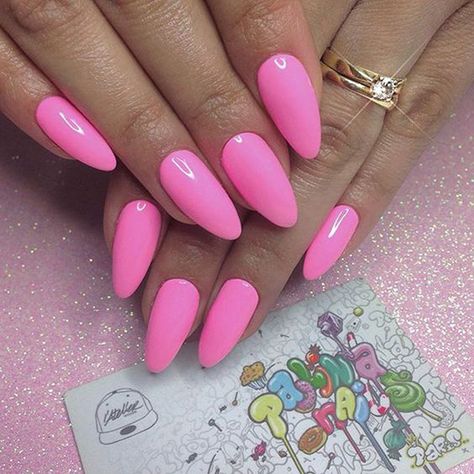 Ongles Gel French, Almond Nails Pink, Rosa Barbie, Barbie Pink Nails, Bright Pink Nails, Pink Nail Colors, Pink Glitter Nails, Hot Pink Nails, Pink Barbie