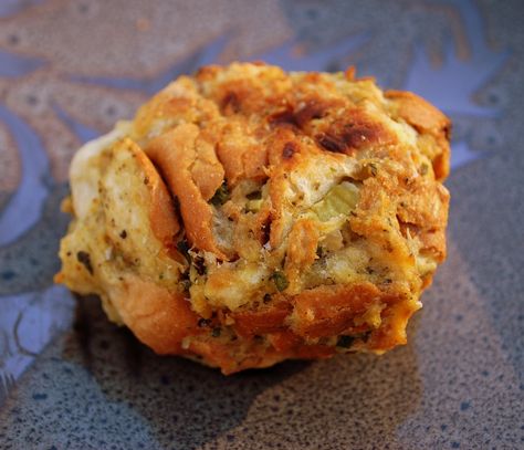 Thanksgiving Stuffing Balls - Yum! Pass me the gravy please ... Recipe For Stuffing, Healthy Meal Recipes, Stuffing Balls, Thanksgiving Stuffing, Iron Chef, Thanksgiving Dishes, Toddler Food, Turkey Day, Healthy Food List