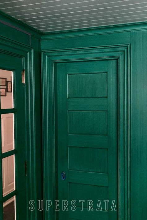 Emerald Green Closet, Deep Emerald Green Paint, Emerald Green Wall Paint, Emerald Room, Emerald Green Paint, 1800s House, Regency Core, Pittsburgh Paint, Green Painted Walls