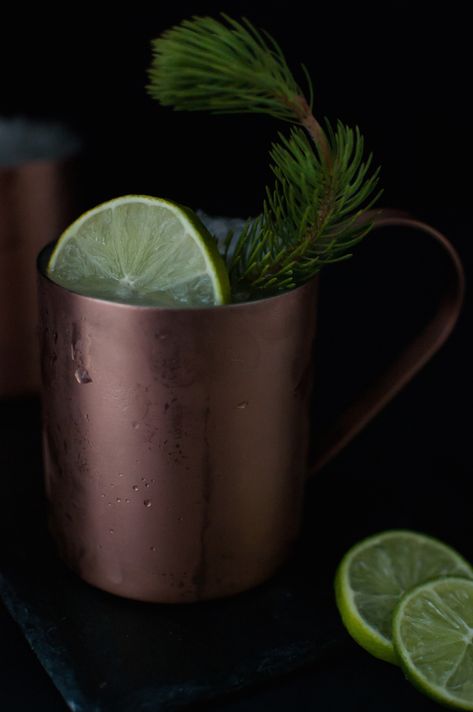 portrait of a cocktail // the alpine buck Alpine Food, Bows For Presents, Nye Decorations, Creative Cocktails, Easy One Pot Meals, Dinner Inspiration, Small Snacks, Christmas Cocktails, Christmas Cocktails Recipes