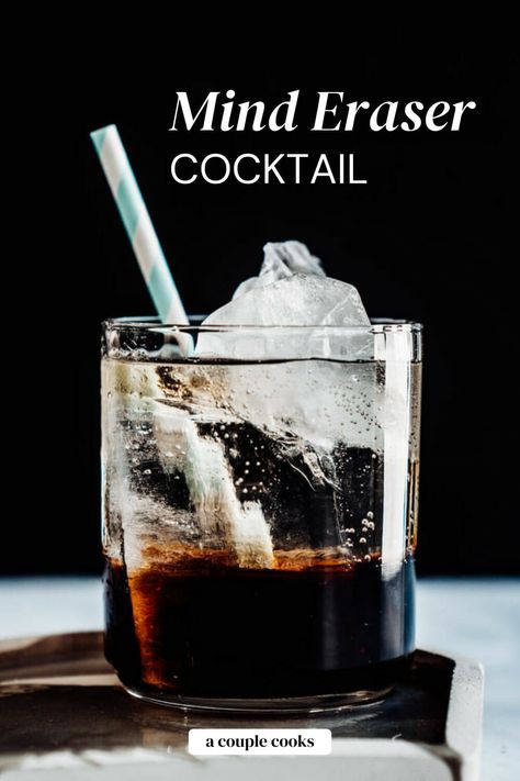 The Mind Eraser drink layers coffee liqueur, vodka and soda water in a delightfully refreshing cocktail! It's not as potent as its name suggests. #minderaser #cocktail #drink #minderaserdrink #kahlua #vodka #easycocktail #layeredcocktail Mind Eraser Drink, Bulldog Recipe, Friday Cocktails, Kahlua Drinks, Liqueur Cocktails, Water Cocktails, Drinks Soda, Cocktails Vodka, Layered Cocktails