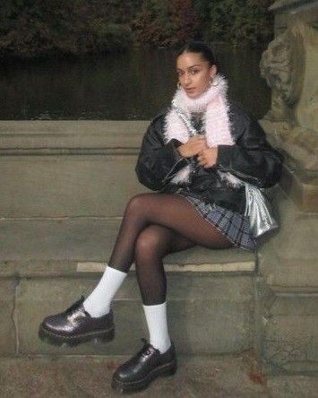 Black tights and white socks #Black #tights #and #white #socks #blacktightsandwhitesocks Stacked Socks Outfits, Black Tights Outfit Aesthetic, Socks Over Tights, Dark Academia Style, Coquette Fashion, Academia Style, Black Pantyhose, White Socks, White Sock