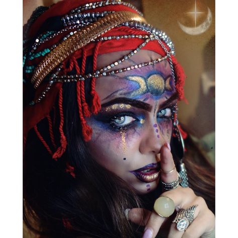 See this Instagram photo by @beauty.x.jenna • 430 likes Carnival Fortune Teller, Makeup Zombie, Fantasy Make-up, Fall Festivities, Special Effects Makeup, Halloween Costumes Makeup, Makeup Transformation, Halloween Inspo, Halloween Make Up