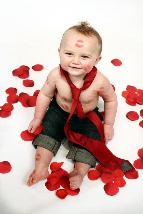 valentine's sibling photo shoot ideas | Happy Valentines day, 1 year photo shoot | Ideas for Beckham's 1st bi ... Baby Boy Valentine Pictures, Valentines Baby Photoshoot, Baby Boy Photo Shoot Ideas, Valentines Baby Photos, Valentine Photos, Perlengkapan Bayi Diy, Baby Valentines, Toddler Pictures, Valentine Photo Shoot