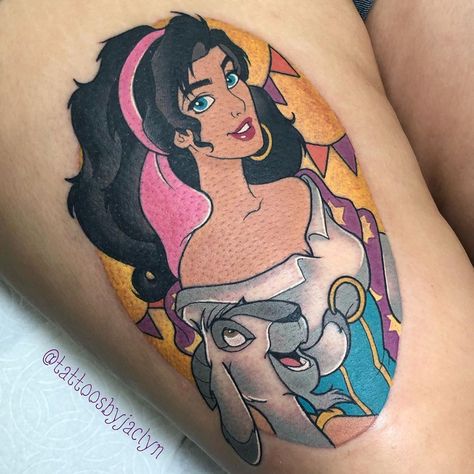 Esmeralda Hunchback of Notre Dame Disney tattoo 🦄Jackie Huertas 🌈 on Instagram: “Had a blast with this Esmeralda for the lovely Gabrielle! Thanks so much babe! Would love to do more hunchback of Notre Dame pieces…” Esmeralda Disney Tattoo, Esmeralda Disney Art, Hunchback Of Notre Dame Tattoo, Pixar Tattoos, Esmeralda Hunchback Of Notre Dame, Maleficent Disney Villains, Notre Dame Disney, Esmeralda Disney, Disney Sleeve