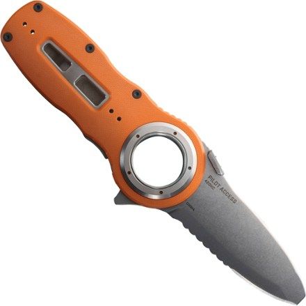 Compact  versatile and fully featured  the NRS Pilot Access Folding knife goes from your PFD to your pocket without missing a cut—use it for boating  hunting  fishing  camping and everyday tasks. New Gadgets For Men, Hiking Gadgets, Everyday Carry Tools, Belt Knife, Cool Pocket Knives, Daily Crafts, Diy Knife, Unique Knives, Unique Pockets