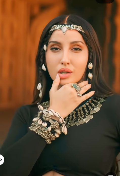 Nora Lovely, Nora Fatehi, New Photo Download, Beautiful Photoshoot, Indian Beauty Saree, Event Dresses, Woman Face, Bollywood Actress, A Woman