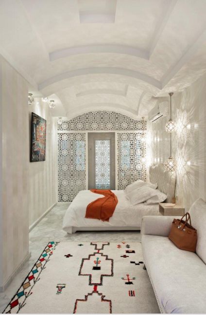 http://www.riadgoloboy.com/room/chambre-bb/ Dekorasi Maroko, Modern Moroccan Decor, Moroccan Decor Bedroom, Moroccan Interior Design, Urban Hotels, Design Marocain, Moroccan Bedroom, Moroccan Home Decor, Style Marocain