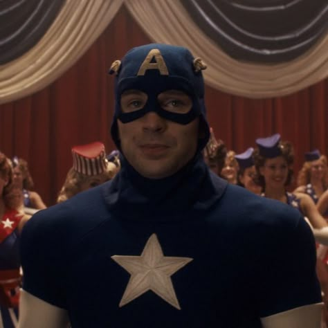 Avengers Steve Rogers, Steve Rogers Reaction Pic, Captain America Profile Pic, Chris Evans Acrylic Nails, Chris Evans Pfp, Steve Rogers Funny, Captain America Meme, Steve Rogers Icon, Funny Banner