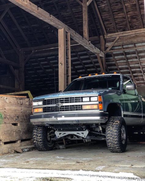 Obs Chevy Long Bed, 1989 Chevy Silverado 1500, 1989 Chevy Silverado, Dark Scenery, Chevy 1500, Lifted Chevy, Lifted Chevy Trucks, Chevy Pickup Trucks, Old Pickup Trucks