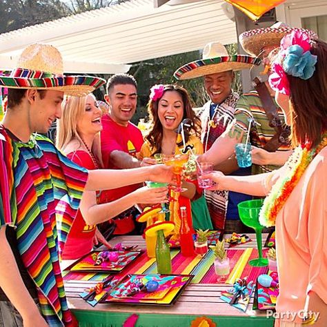 Cinco De Mayo es una fiesta mas importante en Los Estados Unidos es de Mexico. Fiesta Table, Mexican Party Decorations, Mexican Fiesta Party, Fiesta Theme, 5 De Mayo, Mexican Party, Margarita Recipes, Fiesta Party, Party City