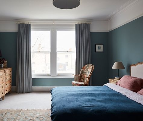 Beth Dadswell, Imperfect Interiors, Farrow And Ball Bedroom, Contemporary Flooring, Large Family Home, London Living Room, Blue Painted Walls, Oval Room Blue, Townhouse Interior