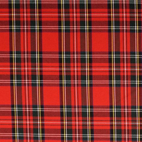 Vous obtenez 0,5 m de ce tissu de coton dans un grand motif tartan Couleurs: rouge, vert, jaune, blanc, bleu résistant aux rides Polyvalent pour les sacs, la décoration, les textiles de maison, les vestes, les pantalons, les jupes et bien plus encore. **Matériaux utilisés** 70%polyester 30% viscose **Taille/dimensions/poids** 0,5 m x 1,50 m 195g/m² plusieurs compteurs disponibles Adidas Upcycle, Royale High, Design Textile, Home Textiles, Red Green Yellow, Tartan Pattern, Decoration Home, Fabric Decor, Home Textile