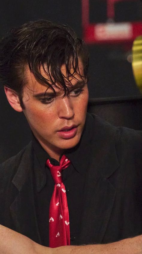 Elvis Films, Elvis Memorabilia, Elvis Presley Movies, Elvis And Priscilla, Elvis Movies, Dear Future Husband, Austin Butler, Hugh Jackman, Elvis Presley