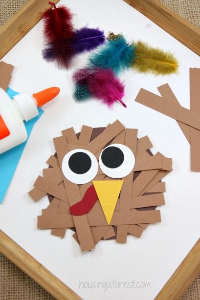 Hair Straightener Products, Thanksgiving Prek, Hair Straightening Tips, Kindy Art, Preschool November, Paper Turkey, Thanksgiving Crafts Preschool, Thanksgiving Turkey Craft, Thanksgiving School